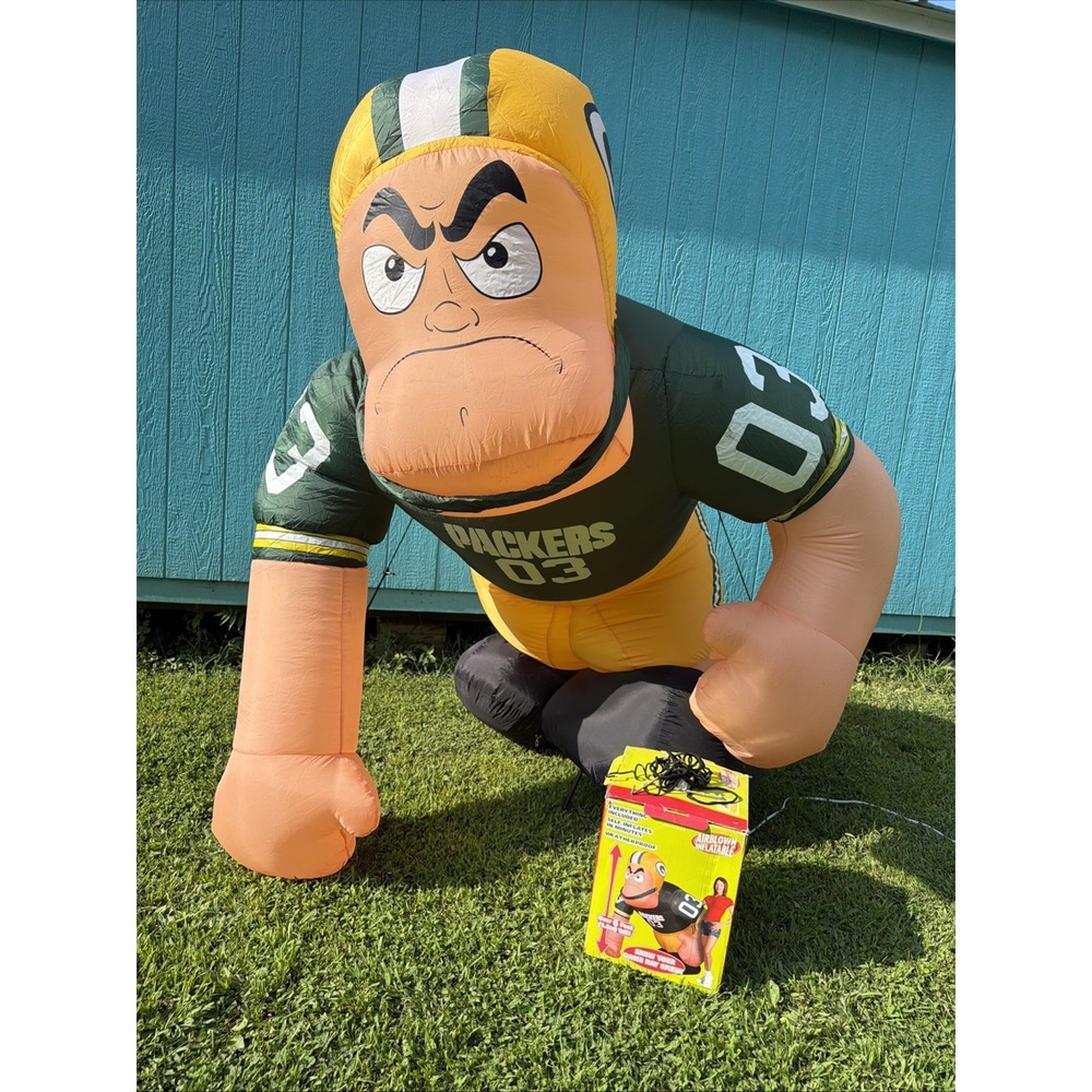Vtg GREEN BAY PACKER Inflatable AirBlown Football Player 6' PRE OWNED